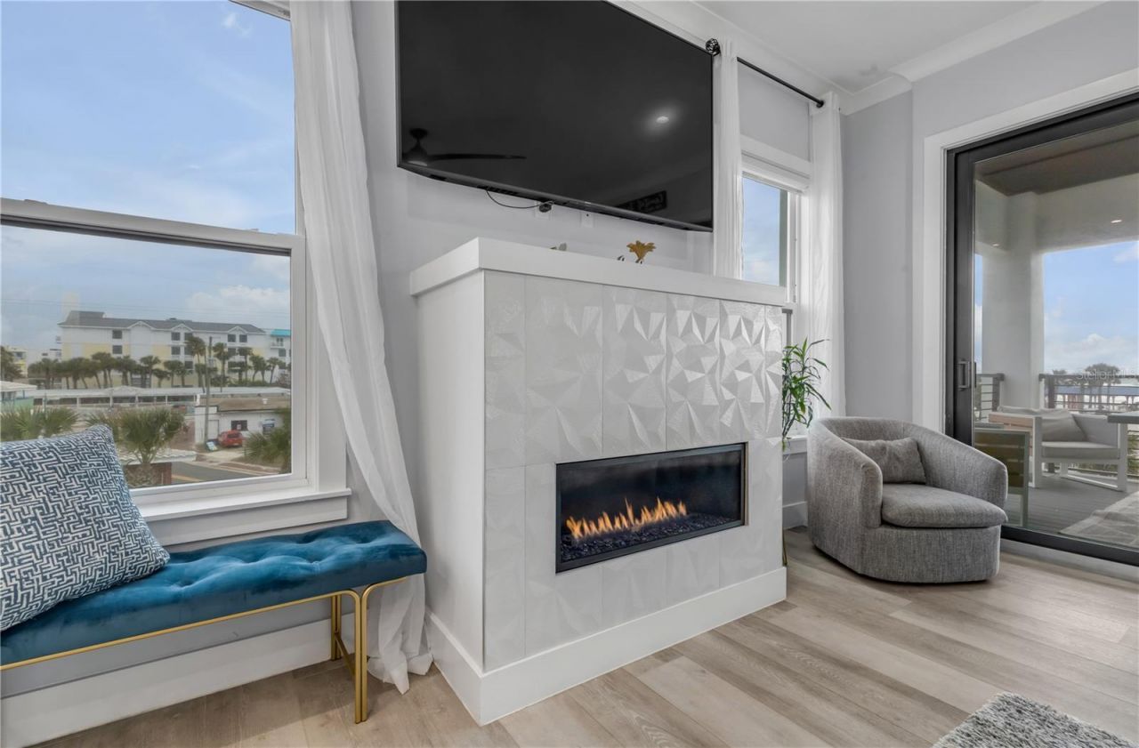 202 S Atlantic Avenue, New Smyrna Beach, FL 32169 Photo