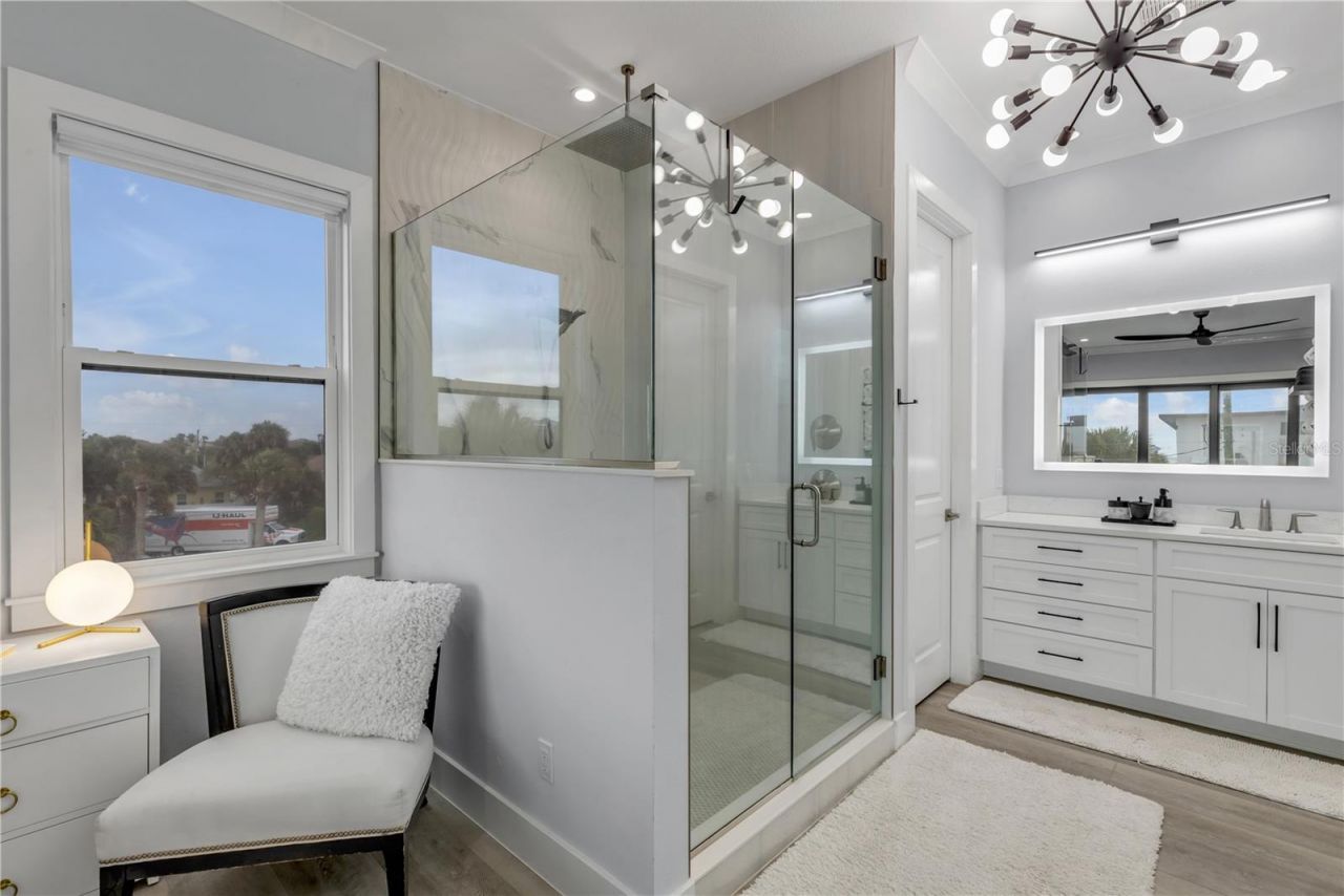 202 S Atlantic Avenue, New Smyrna Beach, FL 32169 Photo