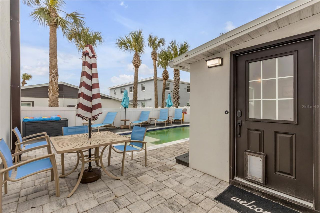 202 S Atlantic Avenue, New Smyrna Beach, FL 32169 Photo