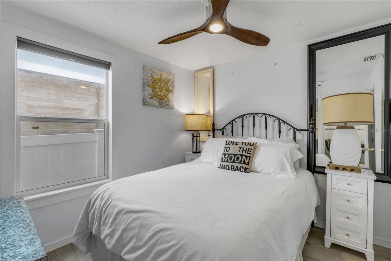 202 S Atlantic Avenue, New Smyrna Beach, FL 32169 Photo