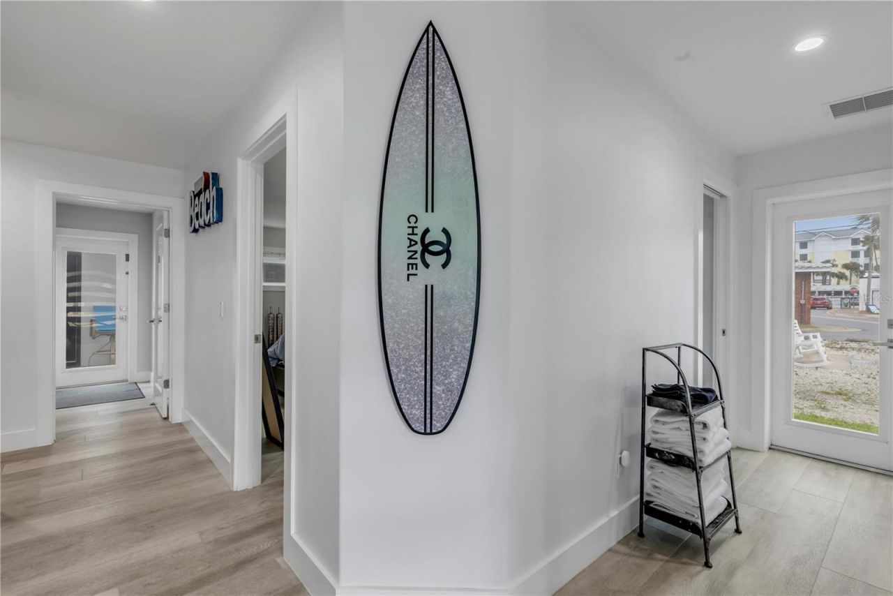 202 S Atlantic Avenue, New Smyrna Beach, FL 32169 Photo