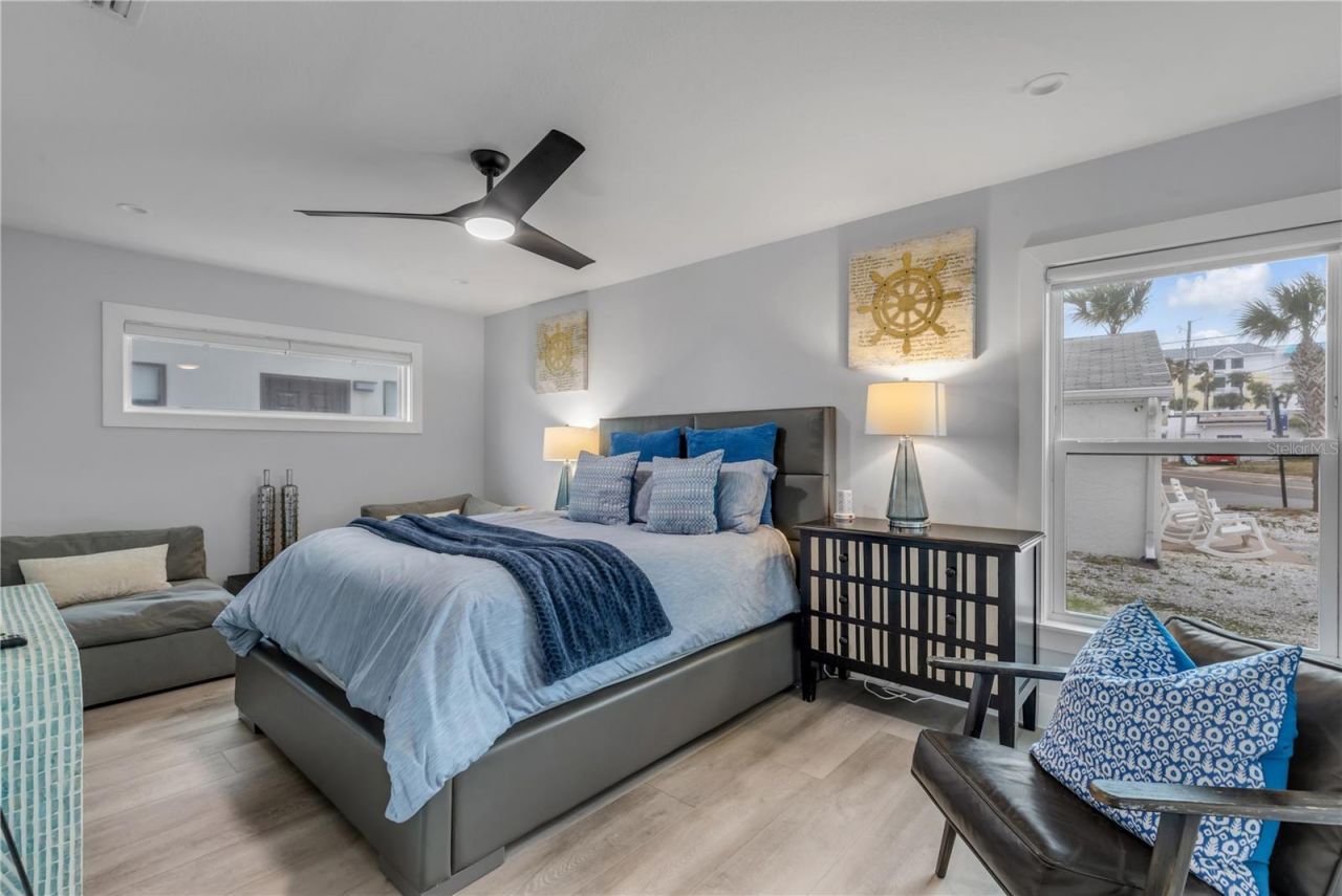 202 S Atlantic Avenue, New Smyrna Beach, FL 32169 Photo