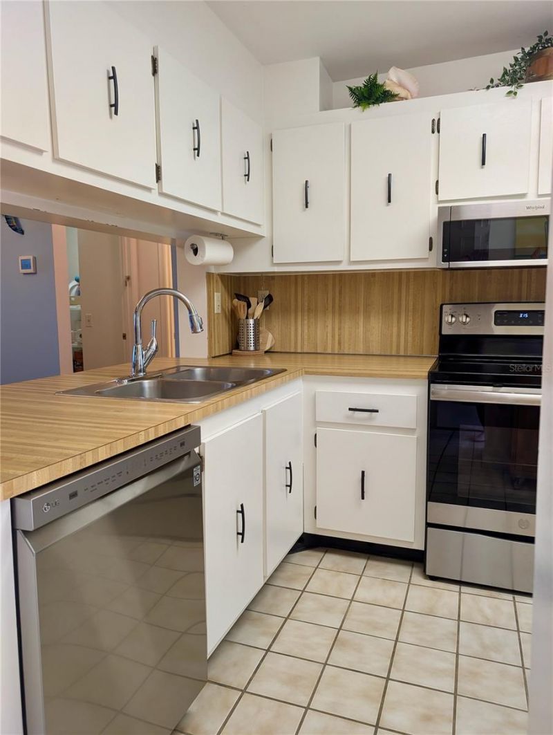 6218 Palma Del Mar Boulevard S, Unit 114, Saint Petersburg, FL 33715 Photo