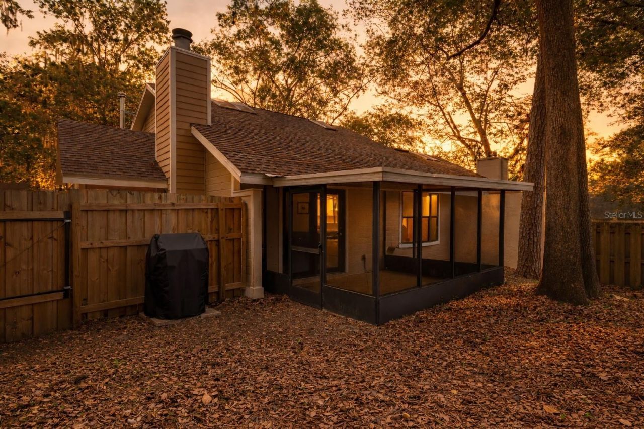 3953 NW 7th Place, Gainesville, FL 32607 Photo