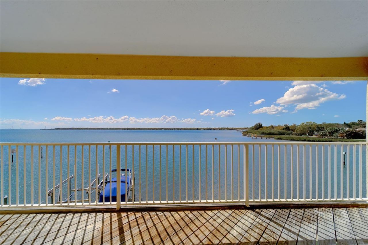 138 Brent Circle, Oldsmar, FL 34677 Photo