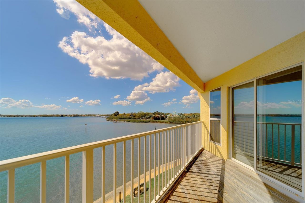 138 Brent Circle, Oldsmar, FL 34677 Photo