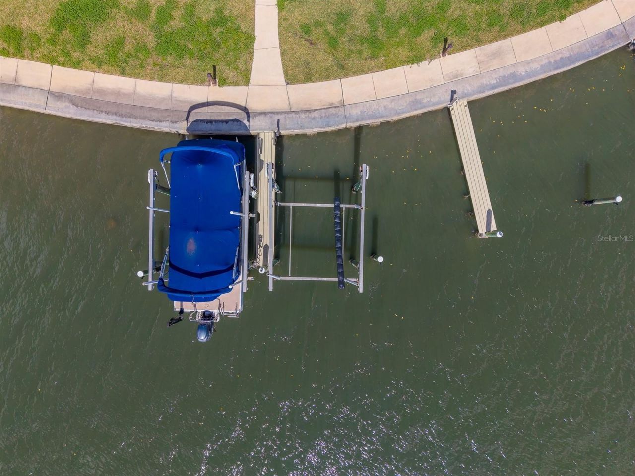 138 Brent Circle, Oldsmar, FL 34677 Photo