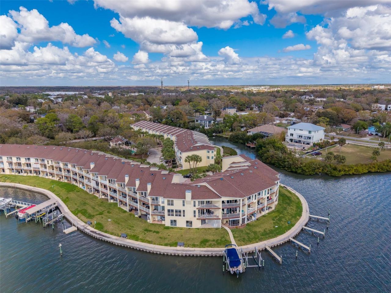 138 Brent Circle, Oldsmar, FL 34677 Photo