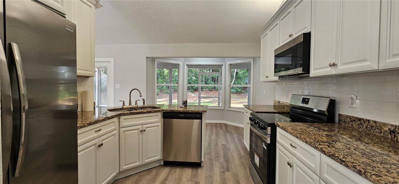 370 S Cobble Court, Mount Dora, FL 32757 Photo