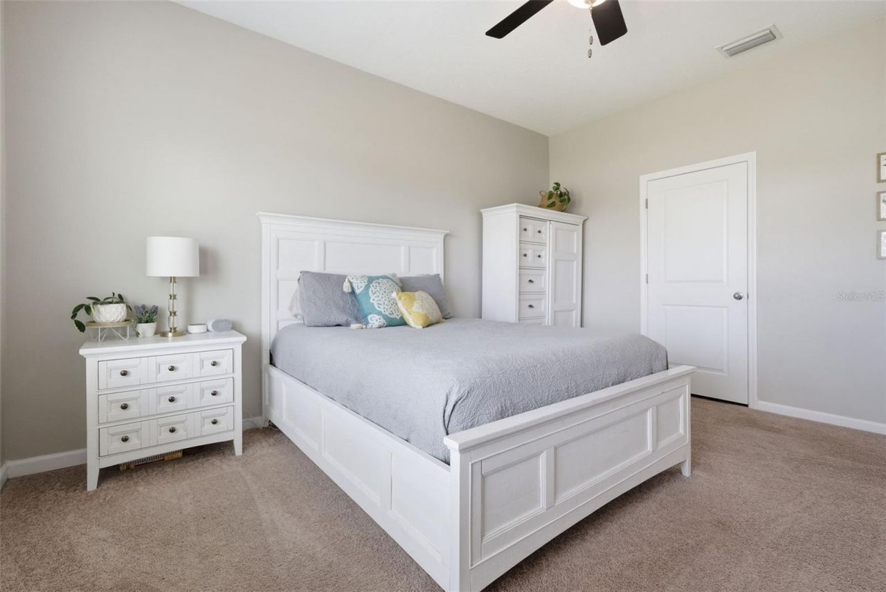 814 Highgate Oaks Place, Seffner, FL 33584 Photo