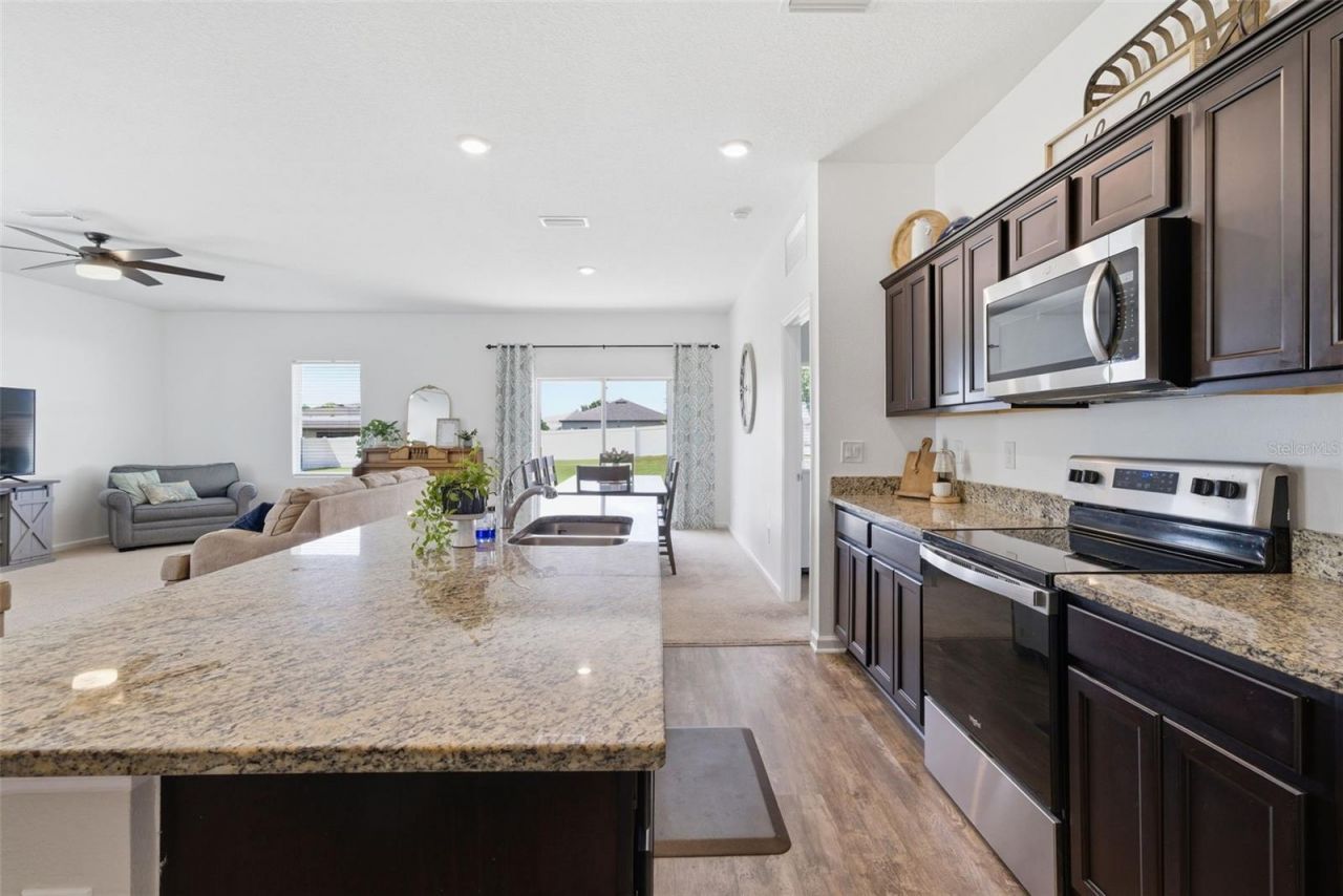 814 Highgate Oaks Place, Seffner, FL 33584 Photo