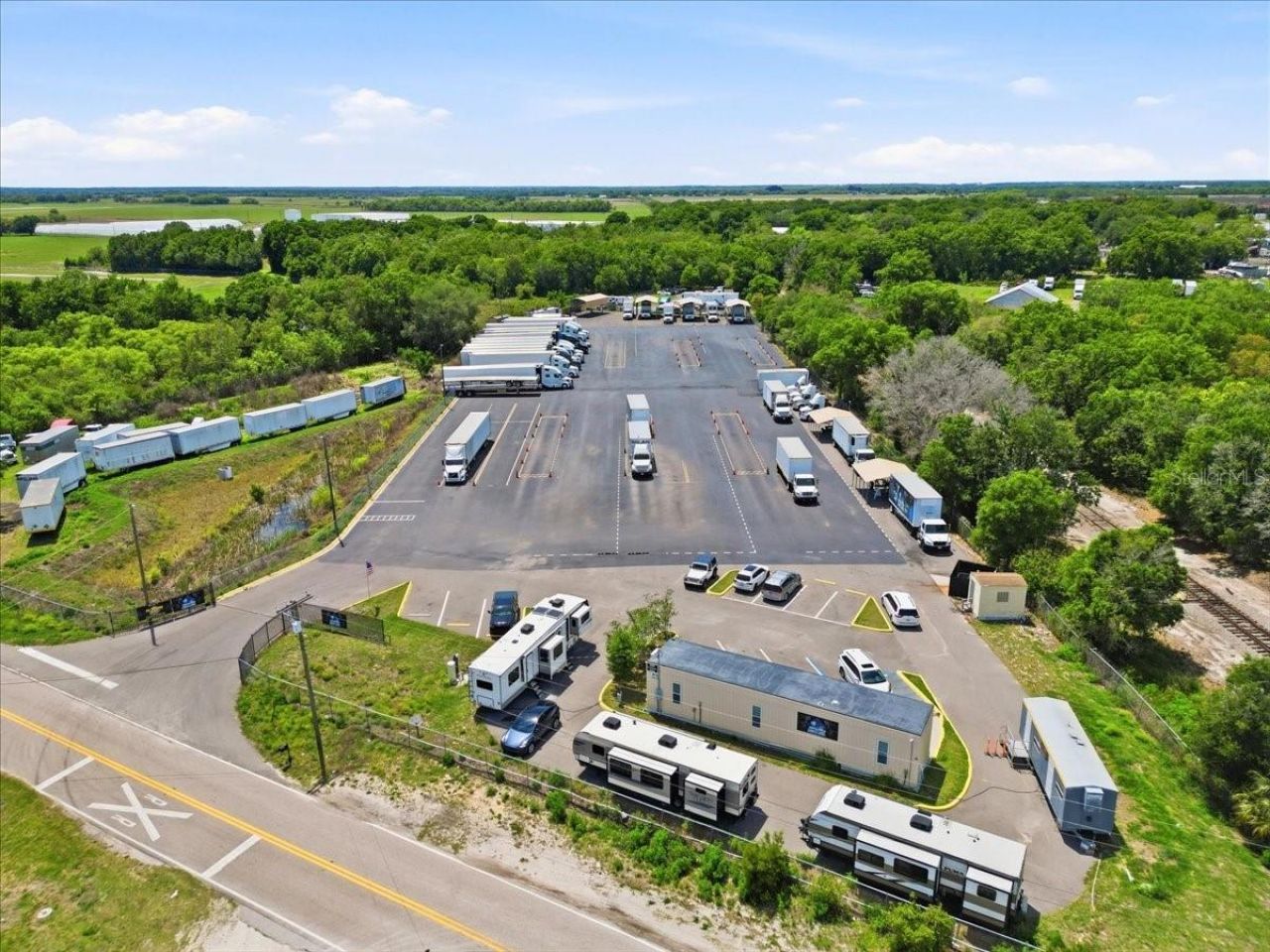 100 S Airport Road , Lake Wales, FL 33859 Photo