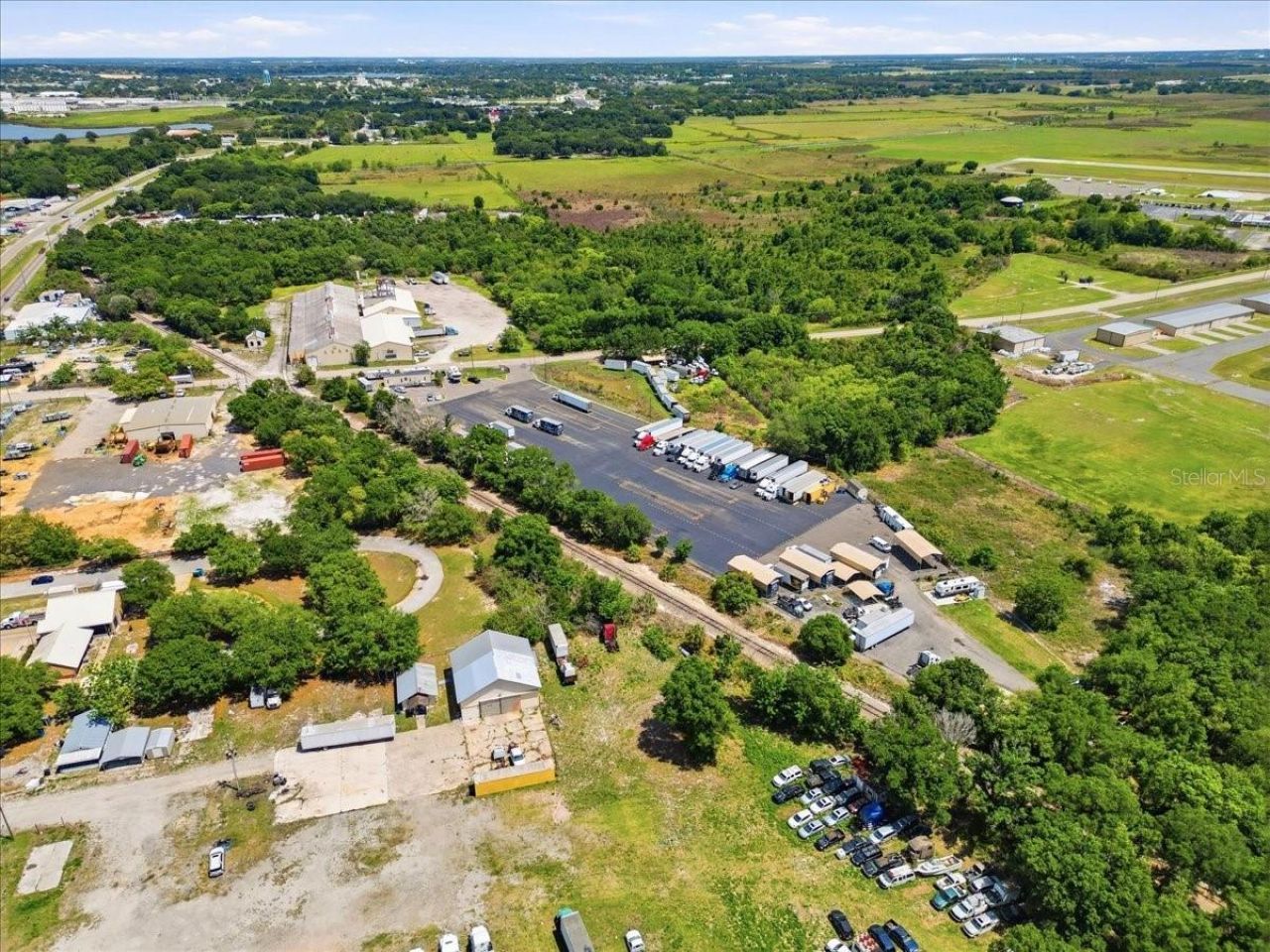 100 S Airport Road , Lake Wales, FL 33859 Photo