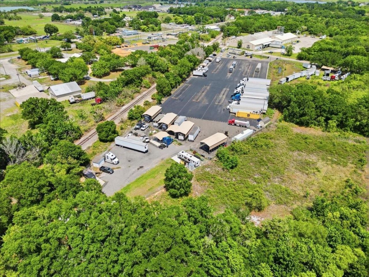 100 S Airport Road , Lake Wales, FL 33859 Photo