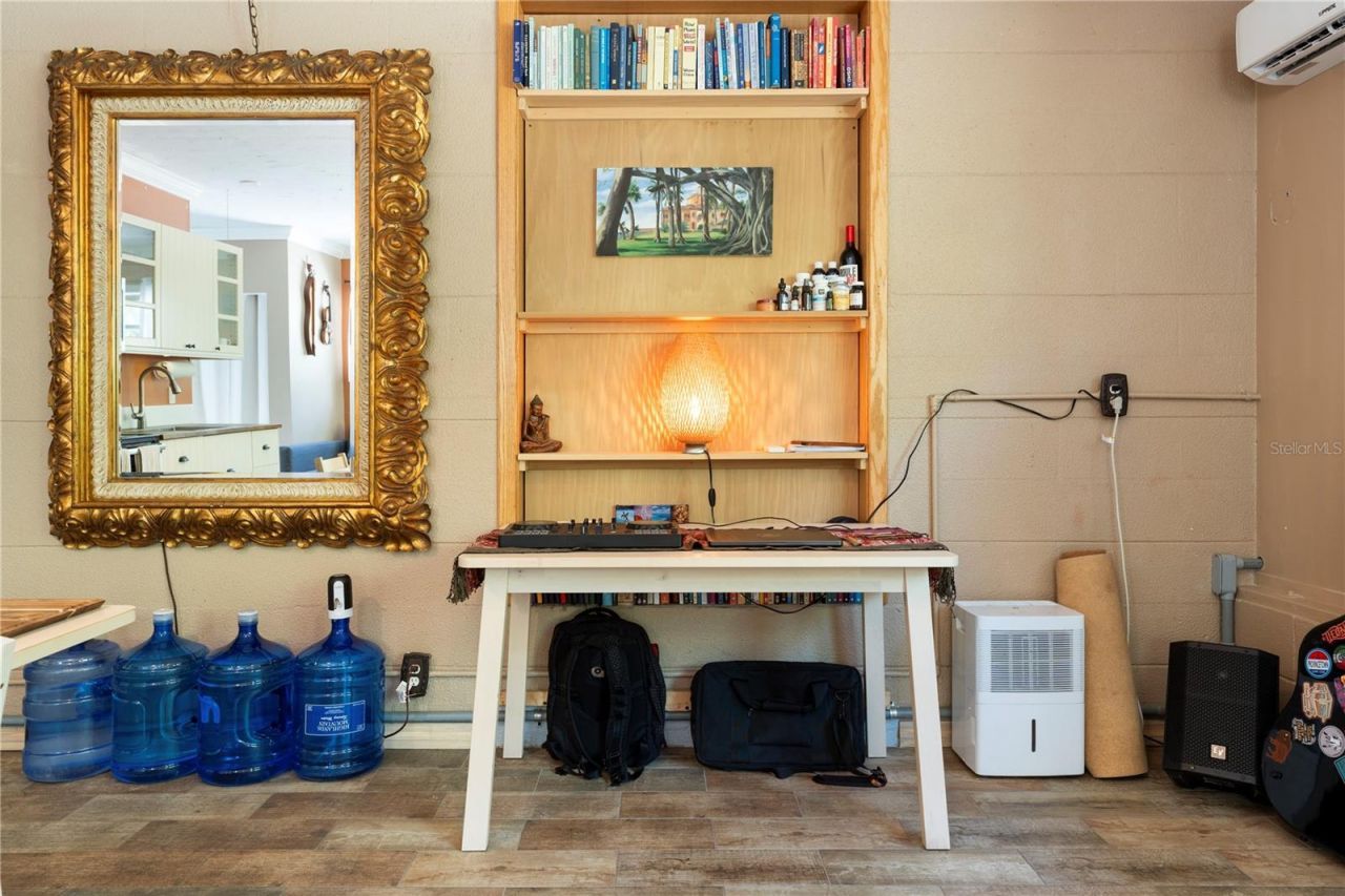 40th Street, Sarasota, FL 34234 Photo