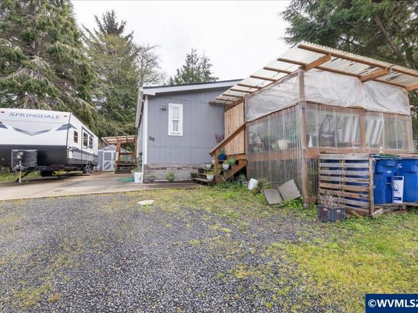 30 Jerome Ct, Gleneden Beach, OR 97388