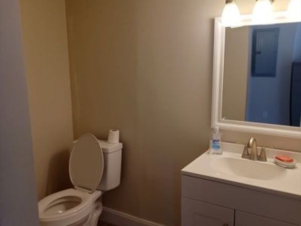 28 Lakeview, Wareham, MA 02538