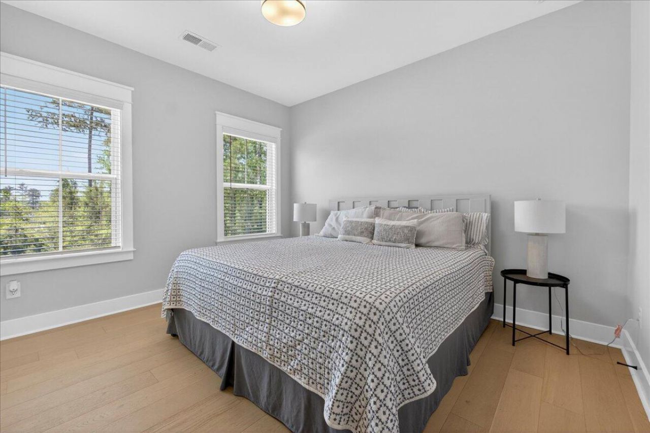 391 Wappoo Trace Lane Photo 31