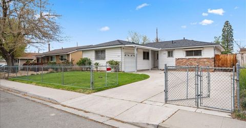 3305 Probasco Way, Sparks, NV 89431 Photo