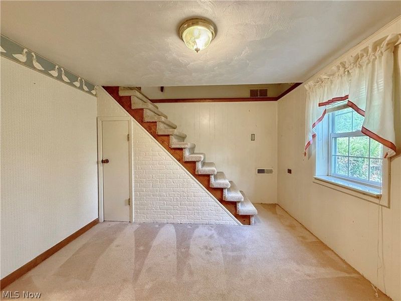 1181 Clement Avenue, Belpre, OH 45714 Photo 16