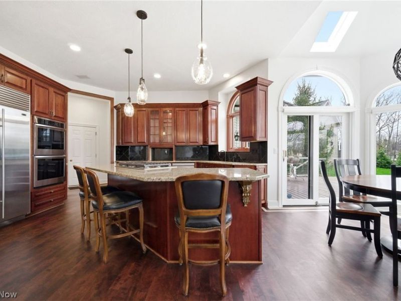 10584 Queens Way, North Royalton, OH 44133 Photo 18