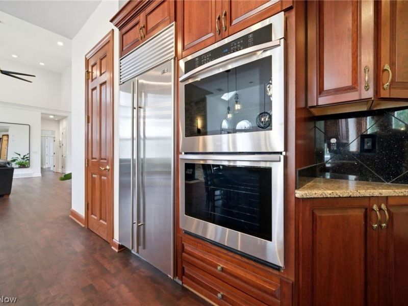 10584 Queens Way, North Royalton, OH 44133 Photo 22