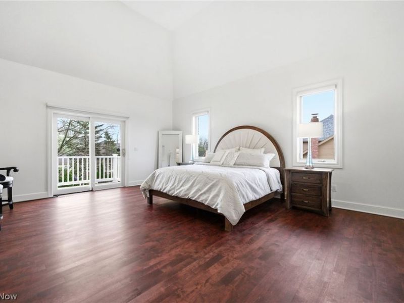 10584 Queens Way, North Royalton, OH 44133 Photo 24