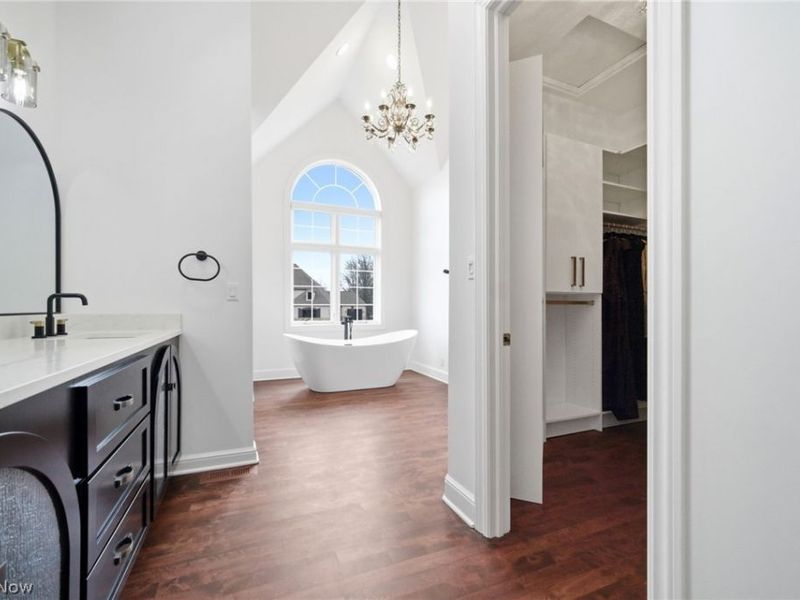 10584 Queens Way, North Royalton, OH 44133 Photo 26