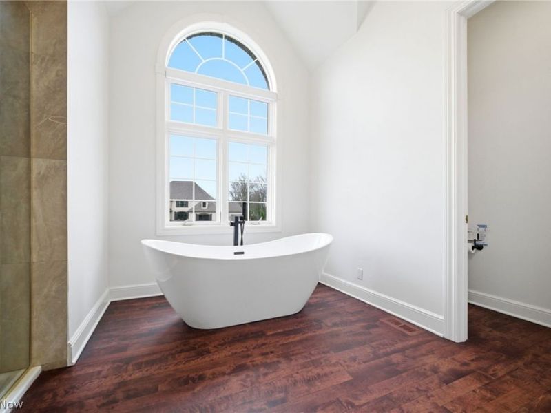 10584 Queens Way, North Royalton, OH 44133 Photo 28