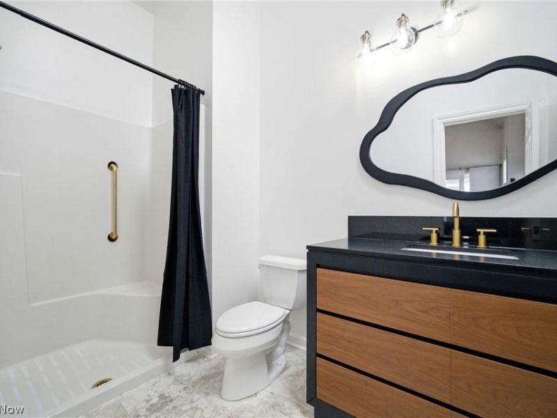 10584 Queens Way, North Royalton, OH 44133 Photo 34