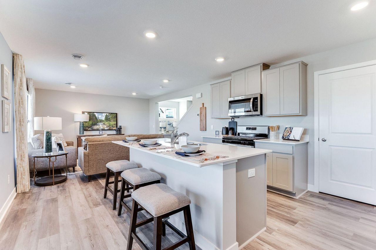 19375 137th Avenue N, Rogers, MN 55374