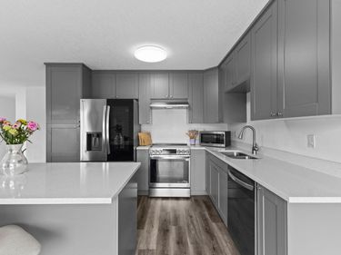 10402 Yorktown Lane N, Maple Grove, MN 55369