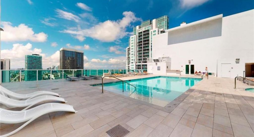 133 NE 2nd Avenue, Miami, FL 33132 Photo