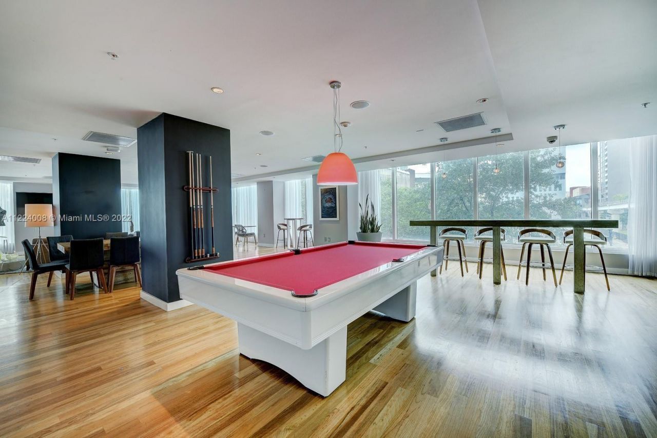 133 NE 2nd Avenue, Miami, FL 33132 Photo