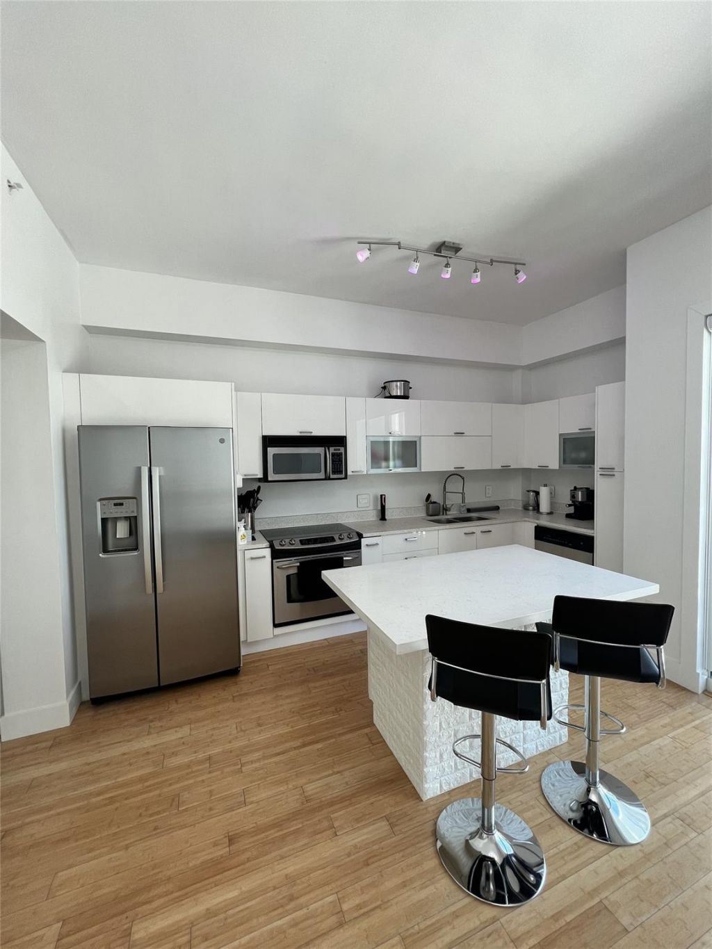 133 NE 2nd Avenue, Miami, FL 33132 Photo