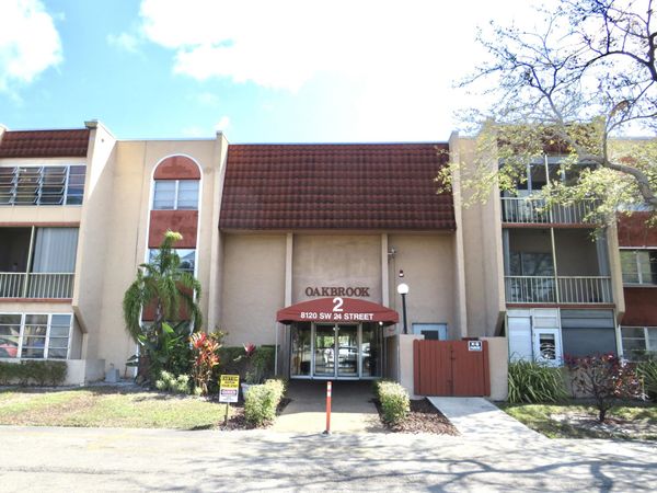 8120 SW 24th Street, Unit 212, North Lauderdale, FL 33068