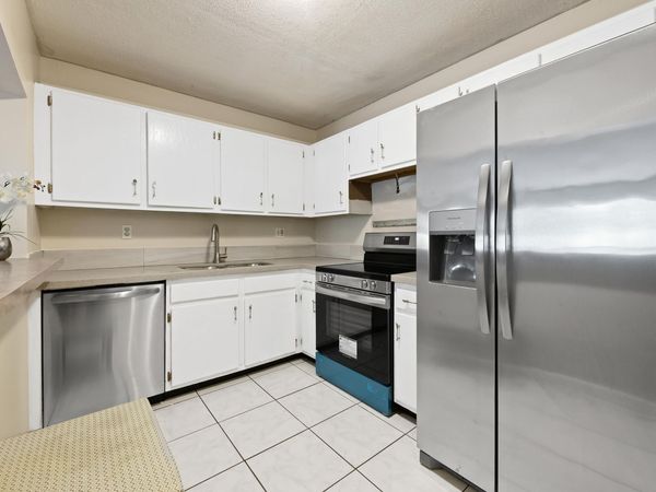 4278 NW 89th Avenue, Unit 204, Coral Springs, FL 33065