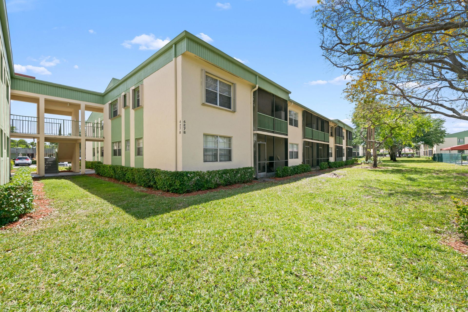 4278 NW 89th Avenue, Unit 204, Coral Springs, FL 33065 Photo