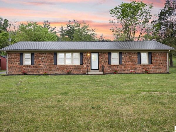 5577 Burkesville Road , Glasgow, KY 42141