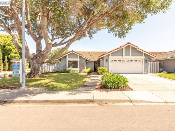 4566 Fellows St, Union City, CA 94587
