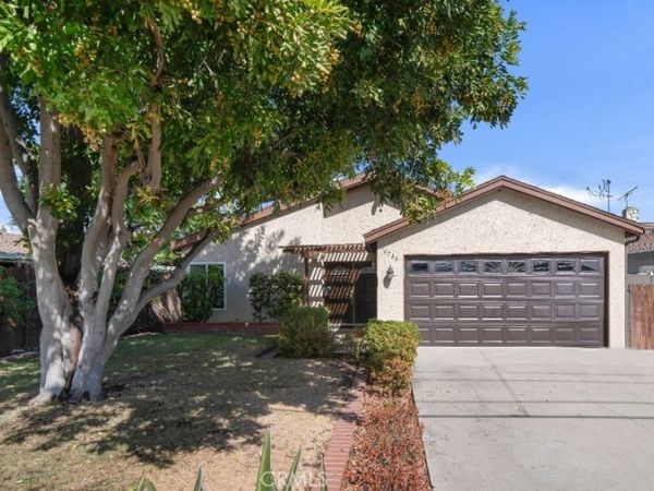 6726 Nagle Avenue, Valley Glen, CA 91401