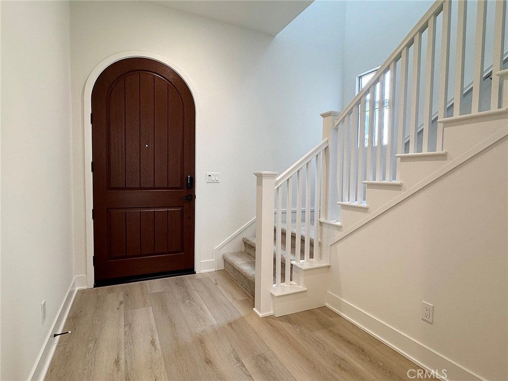 120 Awning, Irvine, CA 92618 Main Photo