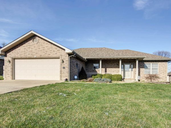 1455 S Mission Avenue, Bolivar, MO 65613