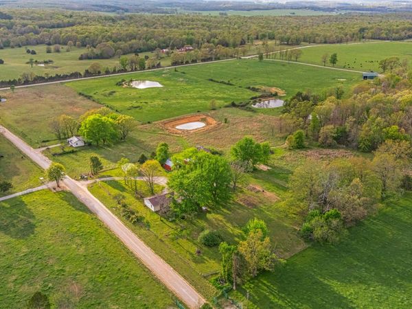 10807 County Road 9470, West Plains, MO 65775