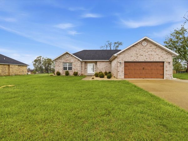 2607 Mayfield Drive, Mountain Grove, MO 65711