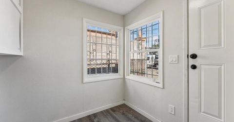 3928 San Leandro St, Oakland, CA 94601 Photo