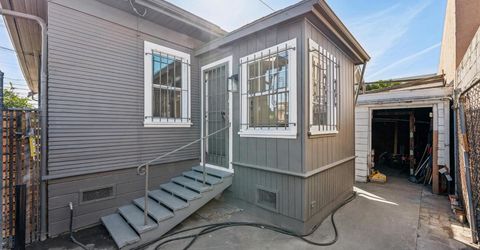 3928 San Leandro St, Oakland, CA 94601 Photo