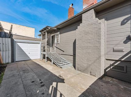 3928 San Leandro St, Oakland, CA 94601 Photo