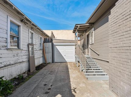 3928 San Leandro St, Oakland, CA 94601 Photo