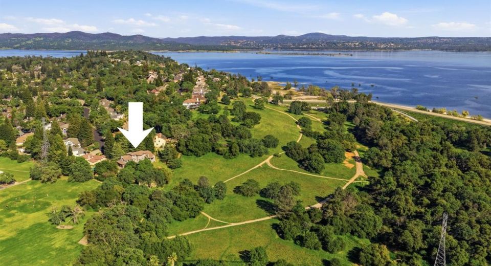 8992 Bronson Dr, Granite Bay, CA 95746 Photo